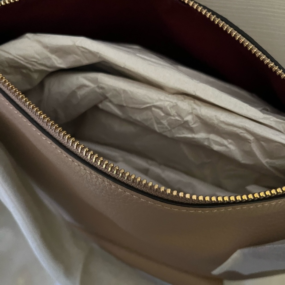 Coach hobo bag, brand new, color Taupe - Picture 3 of 5
